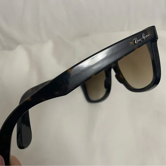 Ray-Ban Wayfarer - Picture 5 of 12